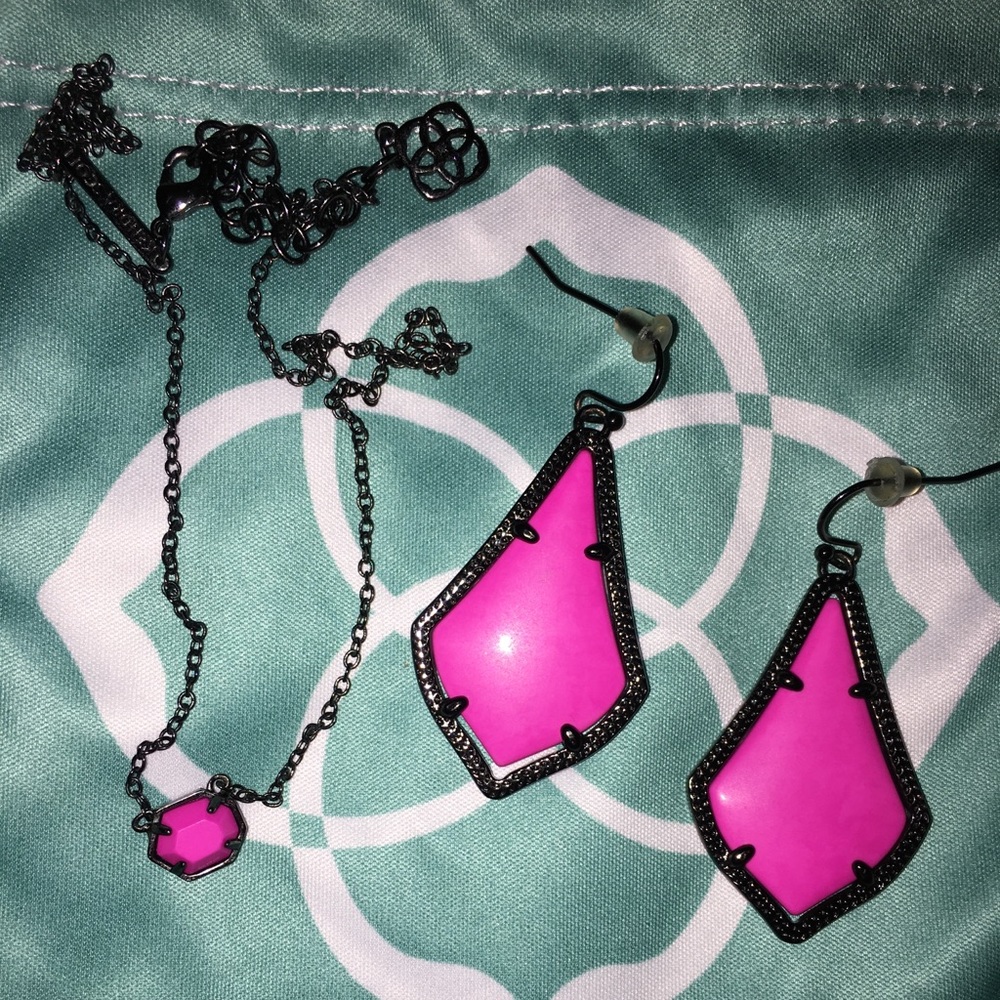 Kendra Scott Alex Earrings, Mabel necklace